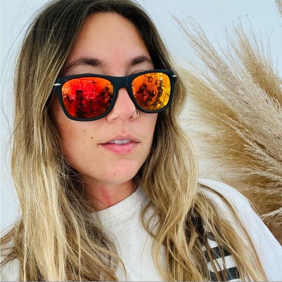 ZEROUV NORDSTROM Matte Black Red Ombre Lens Plastic Wayfarer Sunglasses Sunnies - Picture 5 of 6